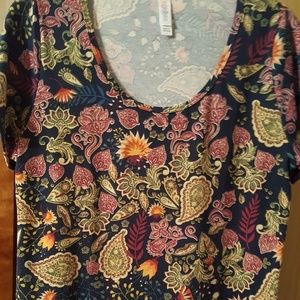 Lularoe top